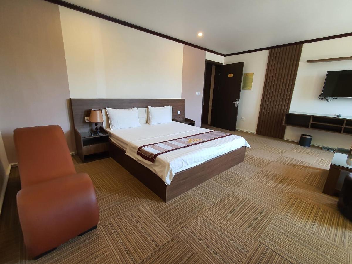 Khach San Hoang Gia II Hotel Thai Binh ภายนอก รูปภาพ